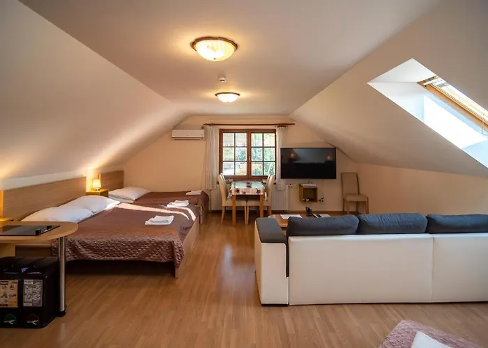 Apartman A Ubytovani U Machu