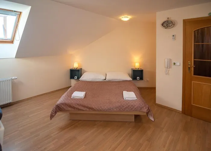 Apartman A Ubytovani U Machu